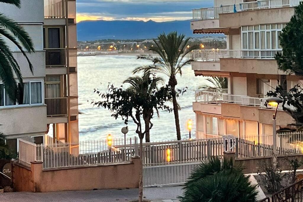 Azul 2 Bedroom Apartment In Salou Tarragona Экстерьер фото
